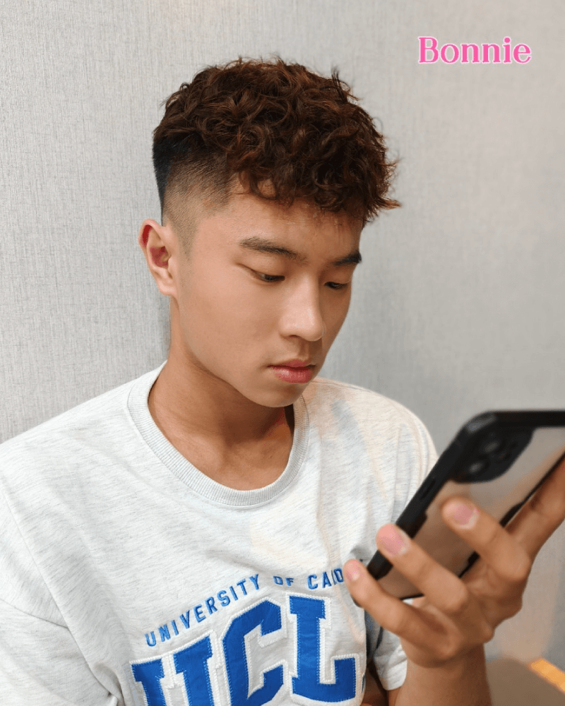 美式羊毛捲,特別的吸引 回頭率極高,男孩們的首選之一 美式羊毛捲-沙鹿燙髮推薦