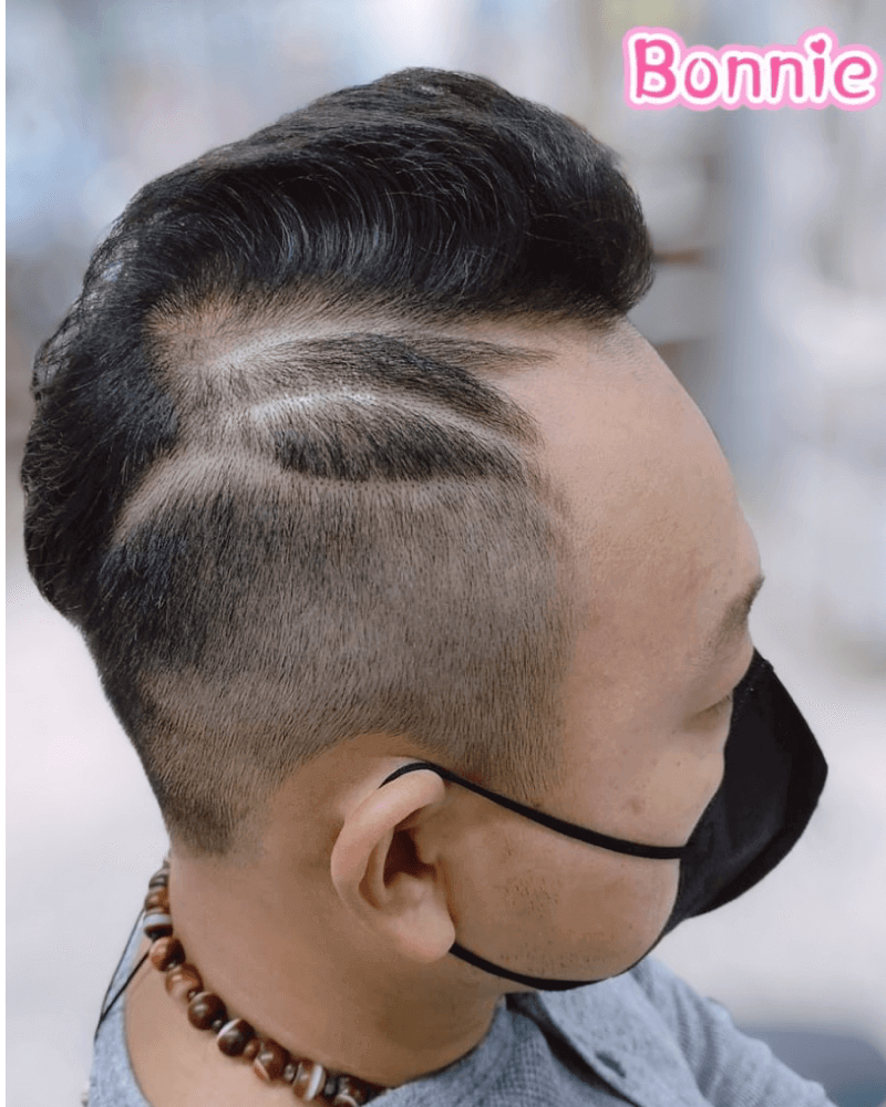 紳士刻紋-簡單的圖騰,營造視覺上的加分 紳士刻紋-沙鹿男士剪髮推薦