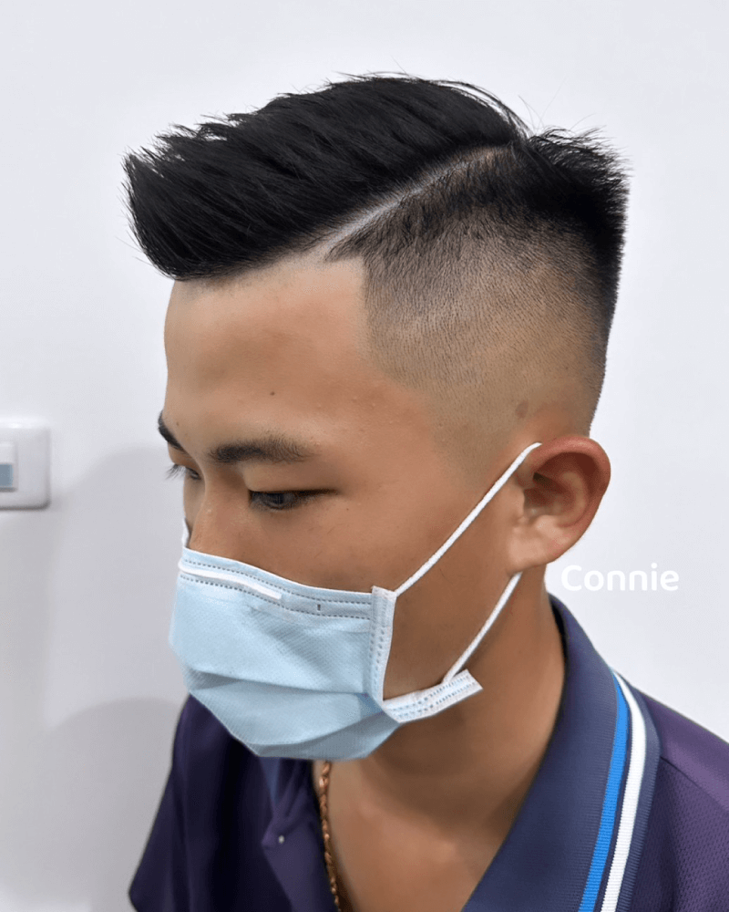 康妮剪裁|經典油頭 輪廓線修飾,超帥 男士剪髮-沙鹿男士剪髮推薦
