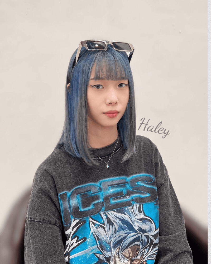 霧霾藍Mix鐵灰色-設計漂染,是款Y2K酷妹紙在適合不過的髮色。 霧霾藍-北勢染髮推薦