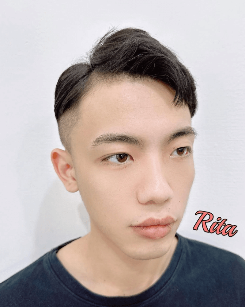 男生短髮,利用剪裁及髮蠟抓出簡單好整理的造型 男生短髮-沙鹿剪髮推薦