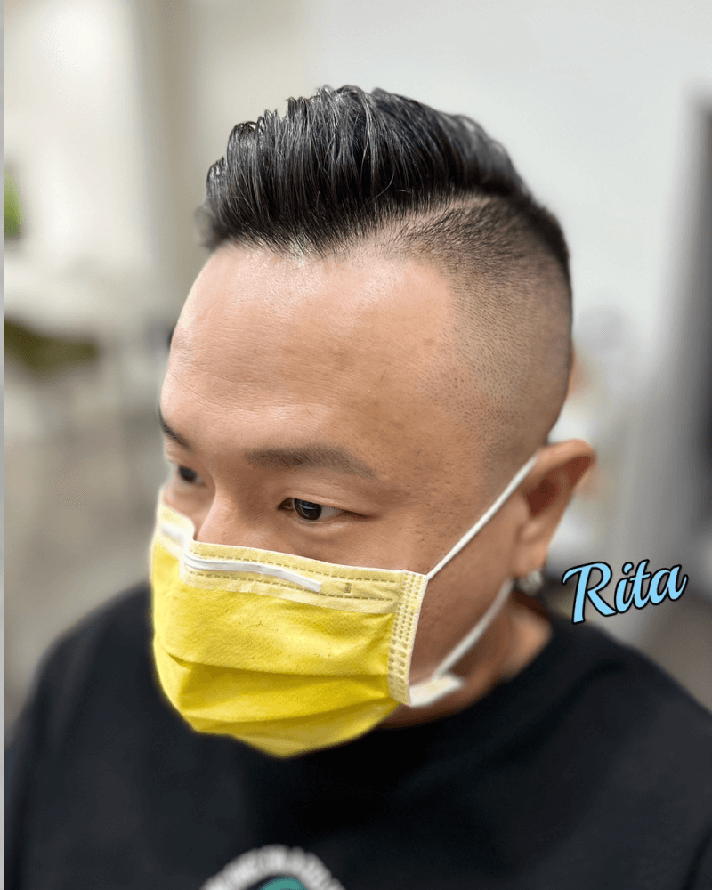 經典油頭,四季都適合,隨手撥都好看又有型 經典油頭-沙鹿剪髮推薦