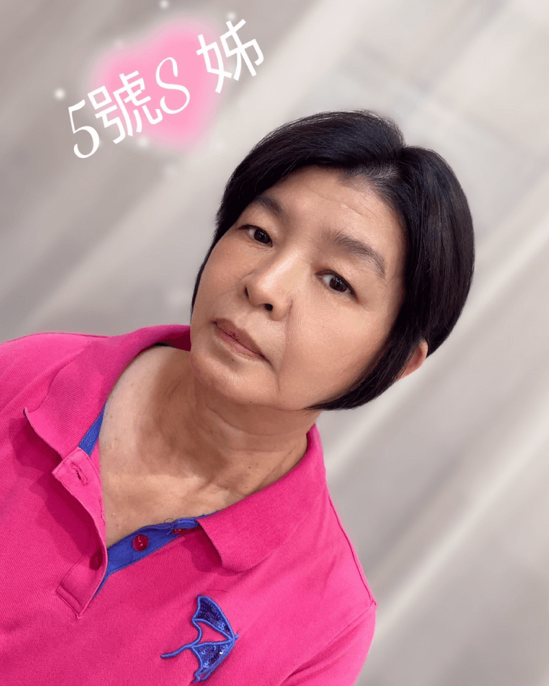 煙燻巧克力,有白髮不想染黑可參考此款髮色 煙燻巧克力-北勢染髮推薦